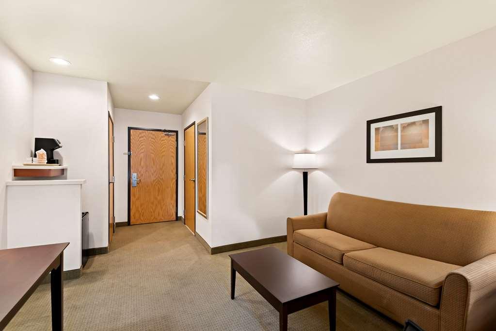 Comfort Inn & Suites Creswell Room photo